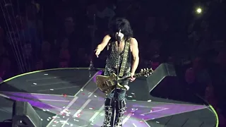 Kiss - I Was Made For Lovin You -SSE Hydro Glasgow   - 16 - 07 - 2019 #EndOfTheRoad