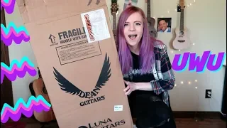 UNBOXING MORE UKULELES (LUNA)