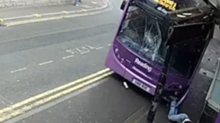 Man hit by a double decker bus in Reading and walks away