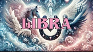 LIBRA - SE SIENTE PEQUEÑO/A ANTE TI…🫵🏻‼️ESTÁ FASCINADO/A CON TU ENERGÍA💫😍TRANSFORMA TU VIDA DE GOLPE