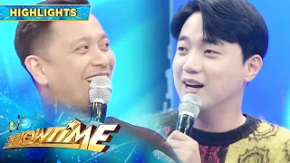 Jhong humorously requests that Ryan reveal his True Gender Identity | It's Showtime