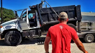 Renovating an Abandoned Dump Truck