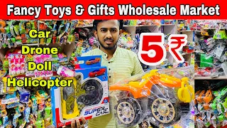 Cheapest Toys & Gifts Wholesale/Retail Market In Delhi | Sadar Bazar |Smart Cars, Helicopter Vlog174