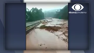 Dique transborda e inunda de lama rodovia de MG