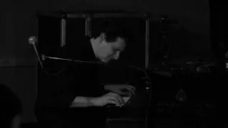 Ne Me Quitte Pas- Pianist Pierre Hurel Live