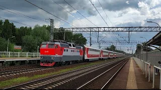 Электровоз ЧС2Т-1023 с двухэтажным поездом №176 Москва - Санкт-Петербург, О.П Фирсановская.