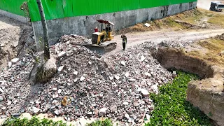 Best Recovery The Land By Using Concrete To Fill The Big Lake With Small Bulldozer And Dump Trucks