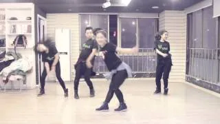 "fingers up" jazz funk choreography from ishow dance studio