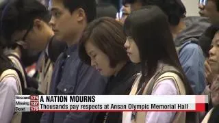 Koreans pay respects to victims of ferry accident