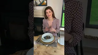 How to eat Mussles with Formal British Dining Etiquette
