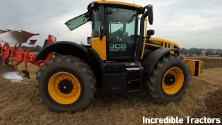 2023 JCB Fastrac 4220 Icon 6.6 Litre 6-Cyl Diesel Tractor (235 HP) with Kuhn 5 Furrow Plough