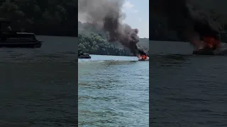 Lake of the Ozarks Poker Run 2023 Boat Fire