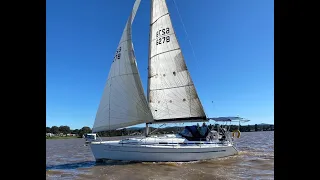 Bavaria 36 Cruising Yacht - Walkthrough