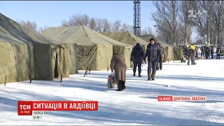 На межі гуманітарної катастрофи: в Авдіївці безперервні бої тривають третю добу поспіль