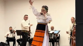 Sava Negrean Brudascu la inaugurarea Căminului Cultural Gârcei