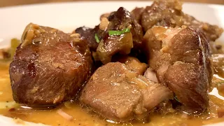 I have never eaten such delicious meat in such a delicious sauce!