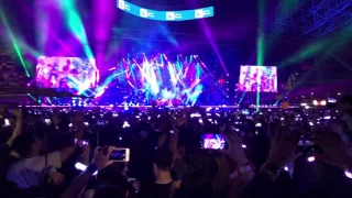 Coldplay | Sky Full Of Stars | Abudhabi New Year Eve | 2017