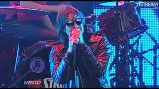 The Strokes - Taken For A Fool [2011-06-04]