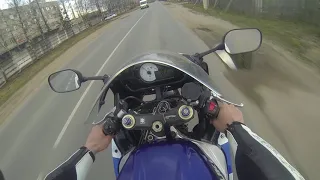 Первый видос на Gsx r 750 k1