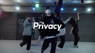 Chris Brown - Privacy / Dongjin Choreography