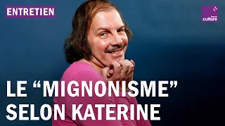 Philippe Katerine, le petit bonhomme en rose