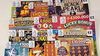 😋🤪2 of every scratch card They had😋🤪