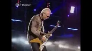 Scorpions - Big City Nights (Live In Moscow 2003)