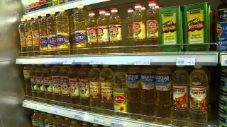 В Новом Уренгое выросли цены на бензин и некоторые продукты.