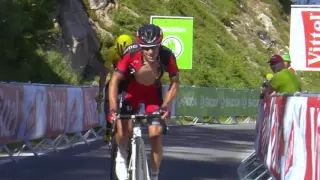 Chris Froome attacks - Stage 17 (Berne / Finhaut-Emosson) - Tour de France 2016