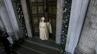 Pope Francis opens Holy Door of St Peter's for Jubilee