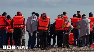 Albanian drug gangs paying for migrants to cross English Channel - BBC News