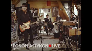 Kev Fox - Run (fonoplastykon.LIVE Session)