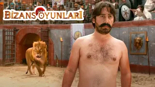 Vurkaçoğlu Aslana Lazer Tutuyor - Bizans Oyunları Film (Komik Sahne)