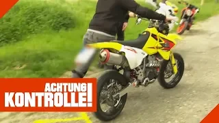 Motorrad-Bastler in Kontrolle: Polizei findet viele Mängel 2/2 | Achtung Kontrolle | Kabel Eins