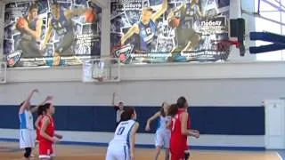 Днепропетровские баскетболистки уверенно победили бердянских спортсменок