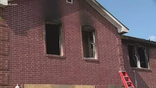 Neighbors help 10 people, including five children, escape house fire