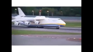 Amazing Antonov An 225 takeoff 😲🔝👏