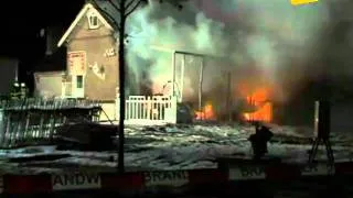 Uitslaande woningbrand in Uden