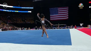 Simone Biles' Doesn't Hold Back During Her Floor Routine | Summer Champions Series