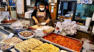 “분식집에서 맥주랑 닭발에 치킨까지?” 새벽 5시부터 준비하는 역대급 시장 분식집 Korean food Tteokbokki, korean street food
