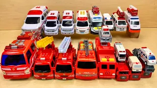 トミカの救急車のミニカーと消防車のミニカーが坂道を緊急走行テスト。Tomica ambulance minicar and fire truck minicar.