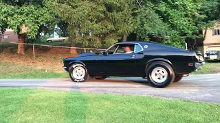 1969 Ford Mustang 428 Cobra Jet Small Burnout