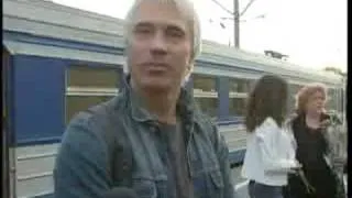 Dmitri Hvorostovsky arriving to Yaroslavl