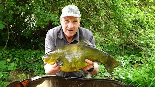 A Session At Horseshoe Lake - Andy Cowley