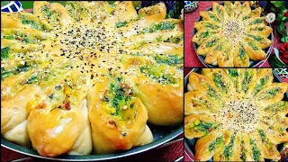 Sunflower Bread| Spinach Cheese stuffed bread|Stuffed bread | Unique bread recipe~ Veg Eaters