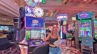 Playing The Biggest Slot Machine At Excalibur Las Vegas!