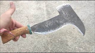 Old rusty machete restoration