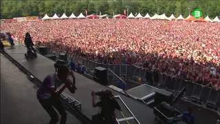 Stromae - Tous Les Mêmes + Formidable (Pinkpop 09-06-2014)