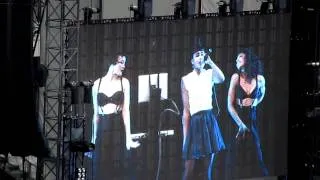 Natalia Kills - Mirrors Live @ Stade de France 25/06/2011