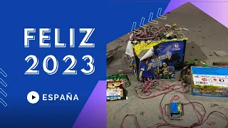 Celebración año nuevo 2023 España fuegos artificiales 🔥🎉